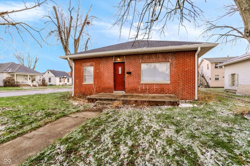 824 W Elm St, Kokomo, IN, 46901-2739 | Card Image