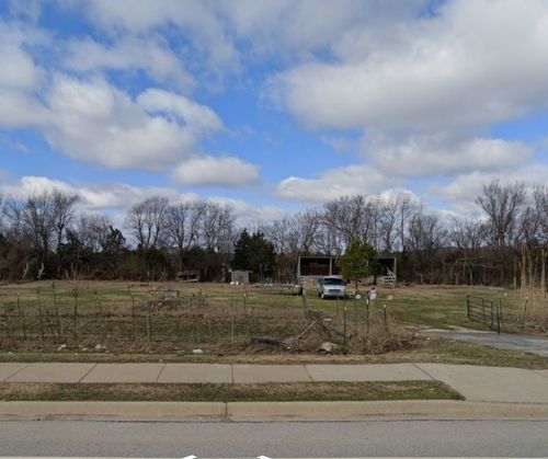 3590 Jefferson St, Springdale, AR, 72764-1986 | Card Image