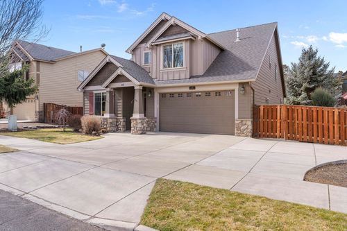 537 Nw 28th St, Redmond, OR, 97756-5505 | Card Image