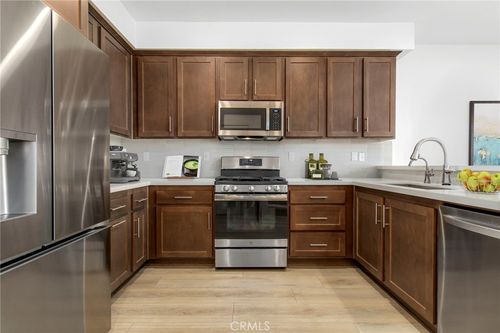 39435 Corvina Ln, Temecula, CA, 92591-0384 | Card Image