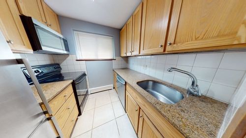 apt-2-306 Savin Hill Ave, Boston, MA, 02125-1060 | Card Image