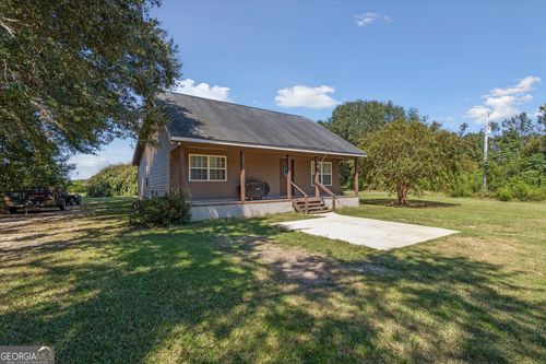 983 Johnny Brannen Rd, Statesboro, GA, 30458-8106 | Card Image