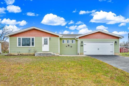 605 Belaire Dr, Washington, IL, 61571-3212 | Card Image