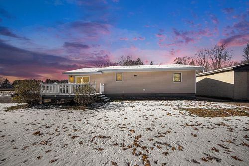 8470 Kennedy Rd, Munith, MI, 49259-9757 | Card Image