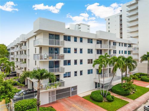 apt-521-1665 Bay Rd, Miami Beach, FL, 33139-2188 | Card Image