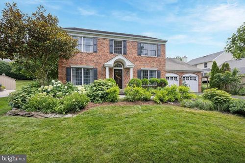 102 Homestead Ct, CHALFONT, PA, 18914-2049 | Card Image