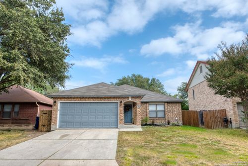 7825 Sandpiper Park Dr, San Antonio, TX, 78249-4489 | Card Image