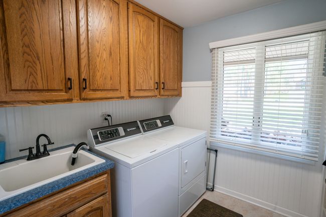 Laundry/ Mud Room | Image 12