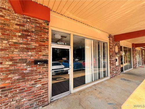 3518 Loop Rd, Tuscaloosa, AL, 35404-5421 | Card Image