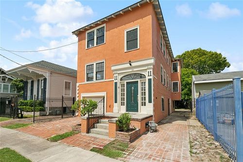 4117 19 S Saratoga Street, New Orleans, LA, 70115 | Card Image