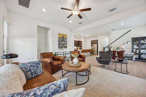 75-12506 Ayrshire Way, Austin, TX, 78732-4411 | Card Image