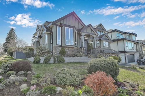13998 115 Ave, Surrey, BC, V3R2P5 | Card Image