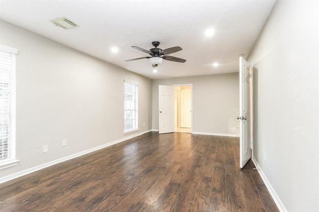 488 Stephen F Austin Dr, House other with 4 bedrooms, 3 bathrooms and 2 parking in Conroe TX | Image 11