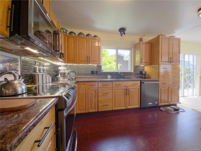 1036 Matsqui Ave, House other with 5 bedrooms, 2 bathrooms and 3 parking in Port Alice BC | Image 14
