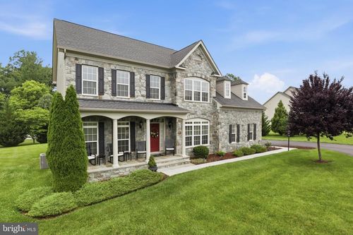 17351 Harmony Vista Dr, Hamilton, VA, 20158-9755 | Card Image