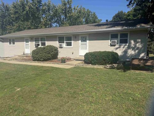5802 Sauk Lane, Mcfarland, WI, 53558 | Card Image