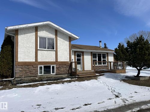 9702 95 Ave, Morinville, AB, T8R1H4 | Card Image