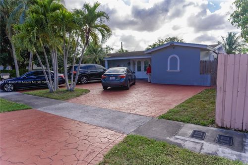 18320 Ne 12th Ave, North Miami Beach, FL, 33179 | Card Image