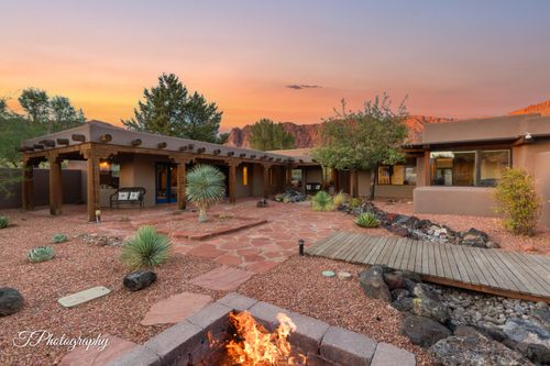 1068 N Shonto Ridge Dr, Ivins, UT, 84738-6412 | Card Image