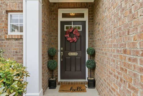 9129 Bunnwood Ln, Raleigh, NC, 27617-8209 | Card Image