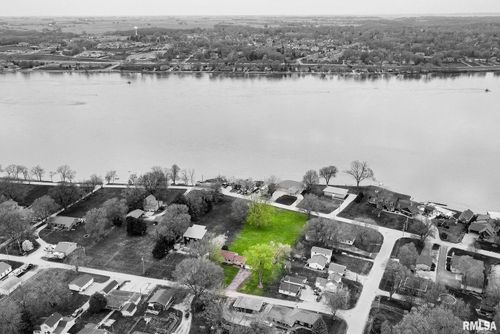 a-1408 1st Ave, Rapids City, IL, 61278-1021 | Card Image