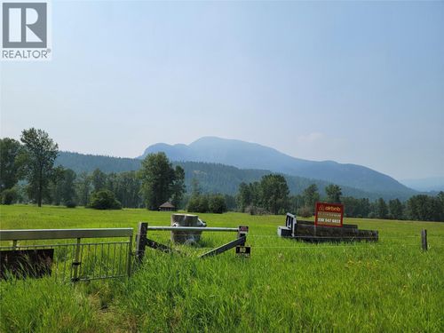 3022 Mabel Lake Road, Lumby, BC, V0E2G6 | Card Image