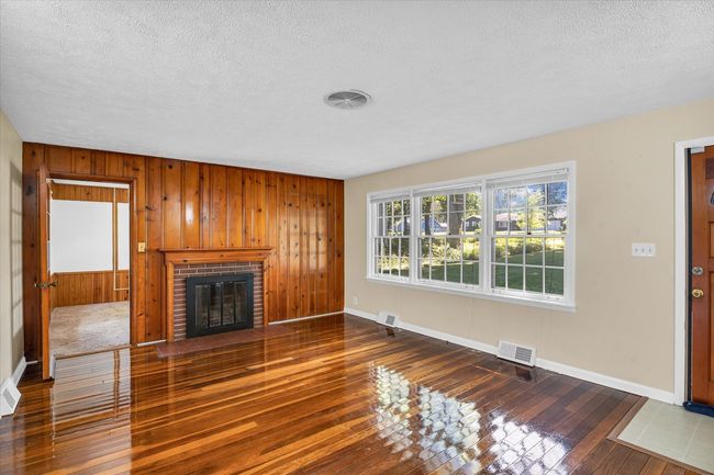 29 Dixie Acres Rd, House other with 2 bedrooms, 1 bathrooms and 2 parking in Danville IL | Image 7