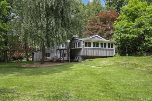 106 Ridgeland Rd, South Salem, NY, 10590-2779 | Card Image