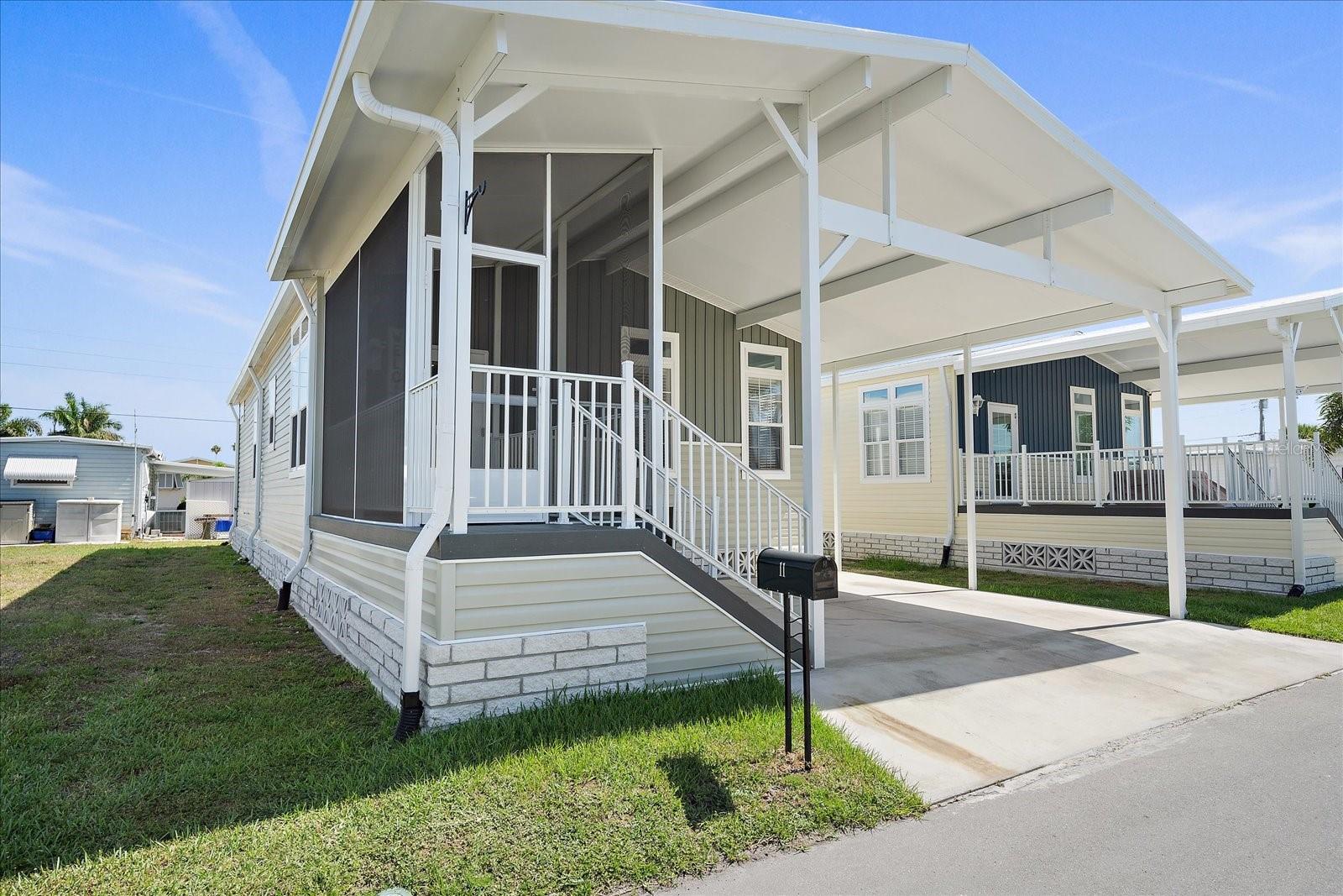 Flores Dr, Palmetto, FL 34221