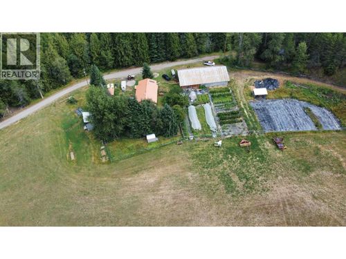 9841 Talbot Rd, Central Kootenay, BC, V0G1Z0 | Card Image