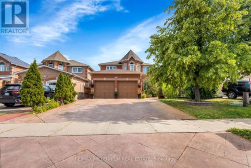 252 Mountainberry Rd, Brampton, ON, L6R1H9 | Card Image