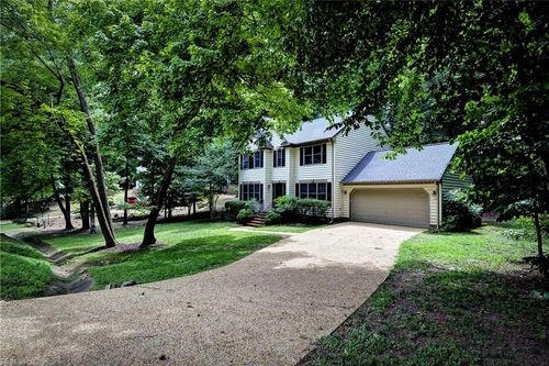 4829 Bristol Cir, Williamsburg, VA, 23185-2488 | Card Image