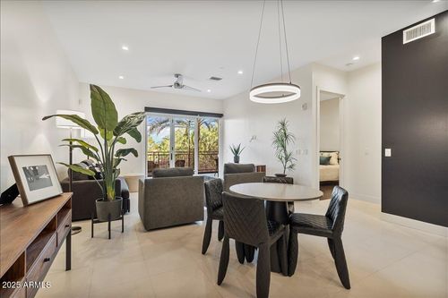 b2001-6166 N Scottsdale Rd, Paradise Valley, AZ, 85253-5413 | Card Image