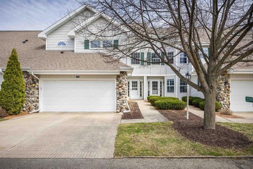8-5708 Steeplechase Drive, Westport, WI, 53597 | Card Image