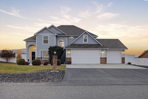 2997 Karlee Dr, Richland, WA, 99352-9307 | Card Image