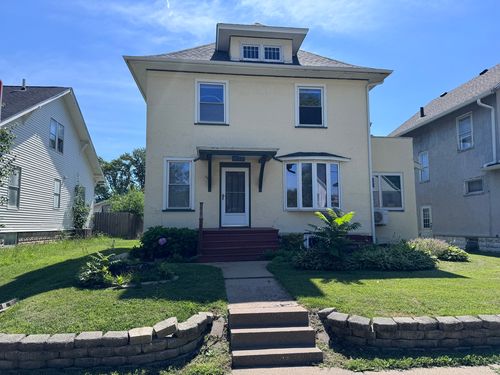1119 38th St, Rock Island, IL, 61201-3157 | Card Image
