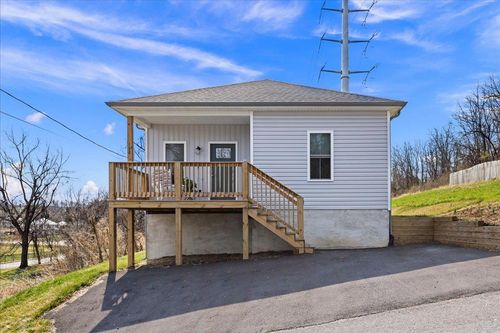 138 Garber St, STAUNTON, VA, 24401-4655 | Card Image