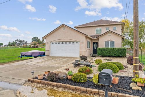 4390 Cheyenne Drive, Ione, CA, 95640 | Card Image