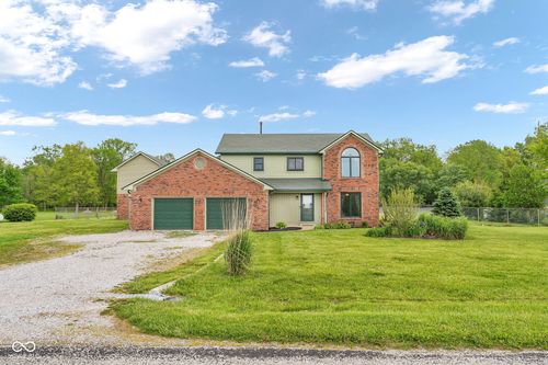 5593 S County Road 400 W, Coatesville, IN, 46121-9530 | Card Image