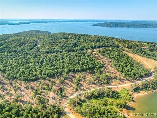 240 Patriot Pointe, Eufaula, OK, 74432 | Card Image