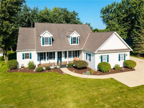 2520 Center Rd, Avon, OH, 44011-1835 | Card Image