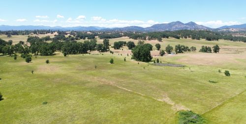 299 East Drive, Bella Vista, CA, 96008 | Card Image