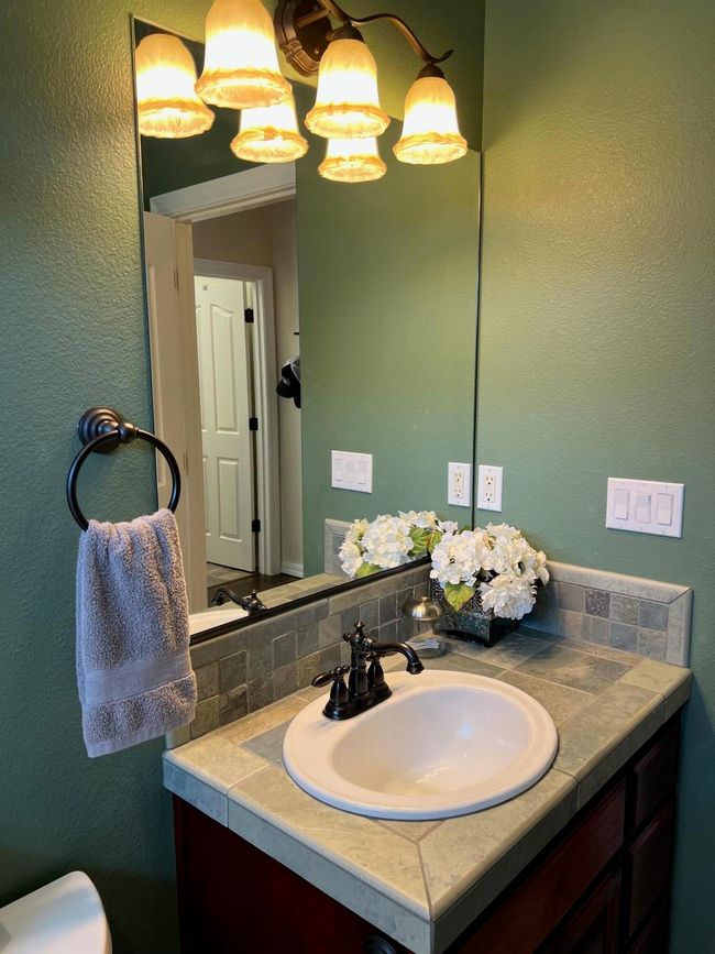 3351 Bennett Downstairs Bath 2 | Image 13