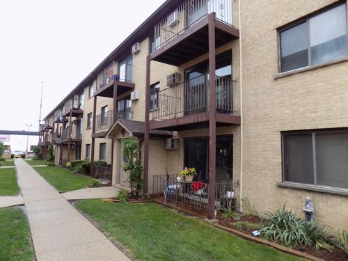 2s-7214 W Wrightwood Ave, Elmwood Park, IL, 60707-1624 | Card Image