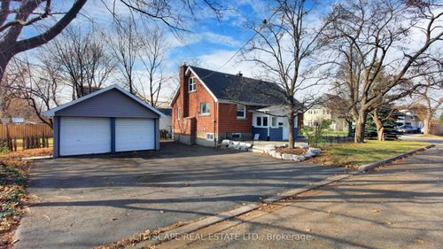 39 Woodward Ave, Brampton, ON, L6V1K2 | Card Image