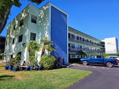 Exeter Building in Five Towns | Image 1