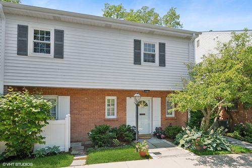 730 Oak St, Winnetka, IL, 60093-2521 | Card Image