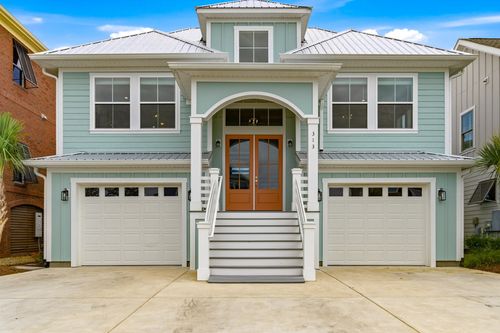 313 Harbour View Dr, Myrtle Beach, SC, 29579-7450 | Card Image