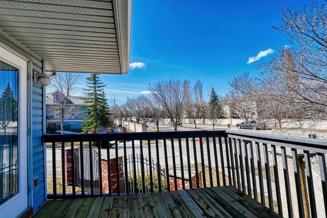 228 Valley Ridge Heights Nw, Home with 2 bedrooms, 3 bathrooms and 4 parking in Calgary AB | Image 49