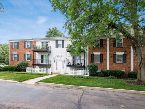 302-1450 Slade Ave, Columbus, OH, 43235-7617 | Card Image